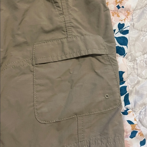 Women's Columbia shorts tan beige - Picture 5 of 5